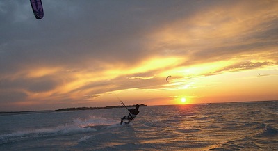 photo d'un kitesurf