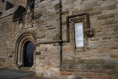 photo d'une façade de château 